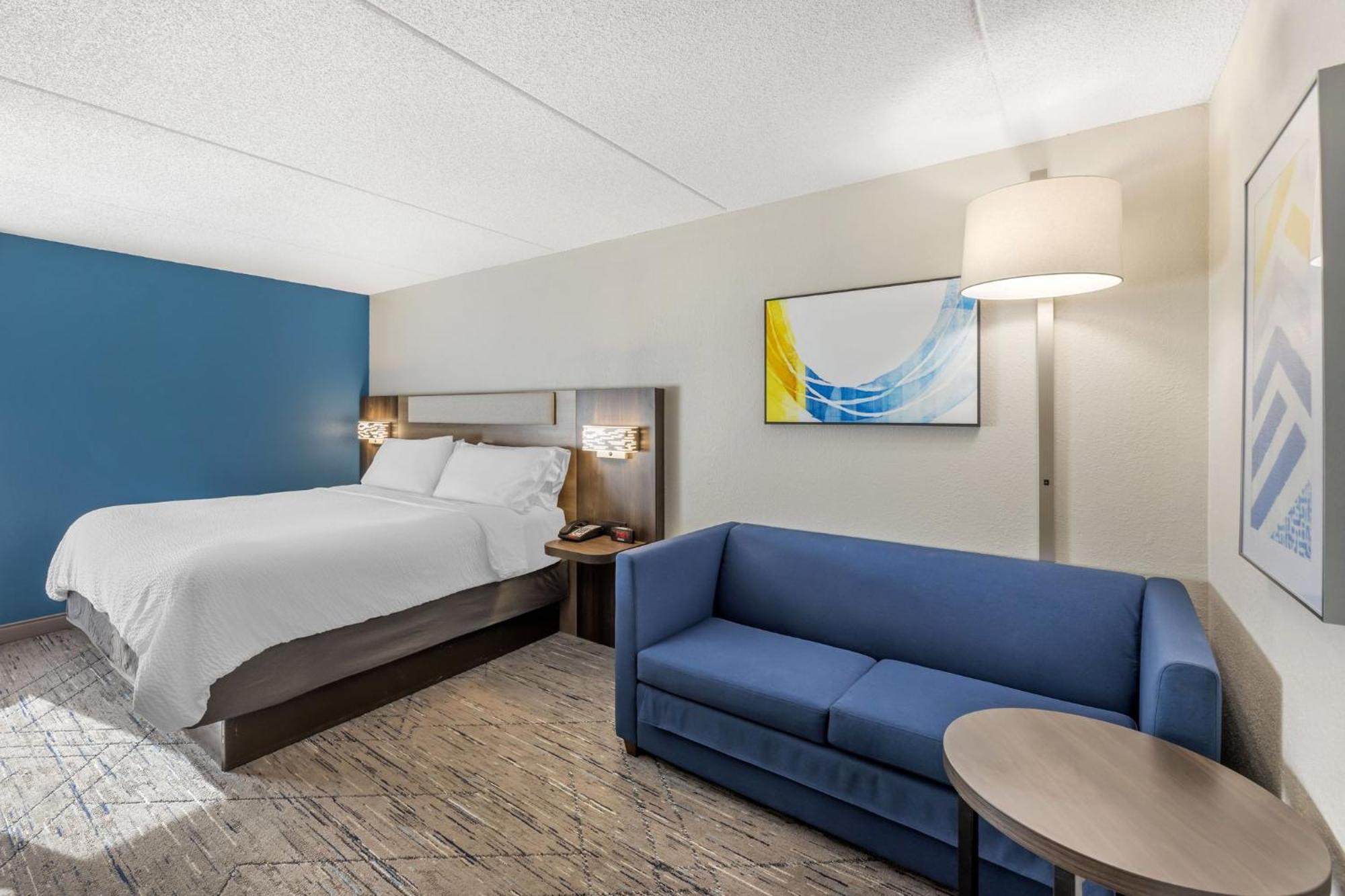 Holiday Inn Express Crestwood By Ihg Exterior photo